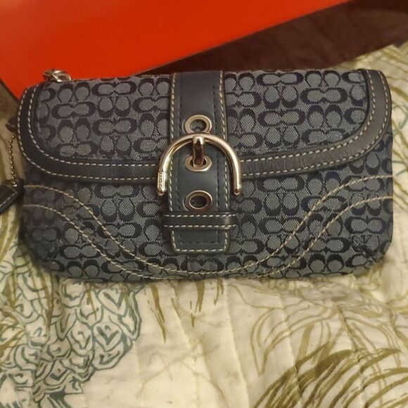 Coach - Vintage Wristlet - Navy Blue - Picture 1 of 8